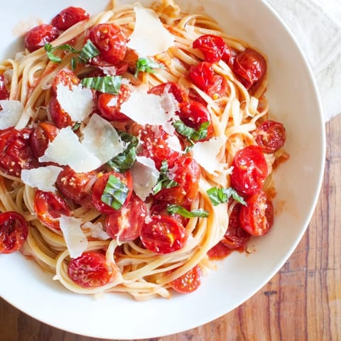 Cozy One-Pan Tomato Basil